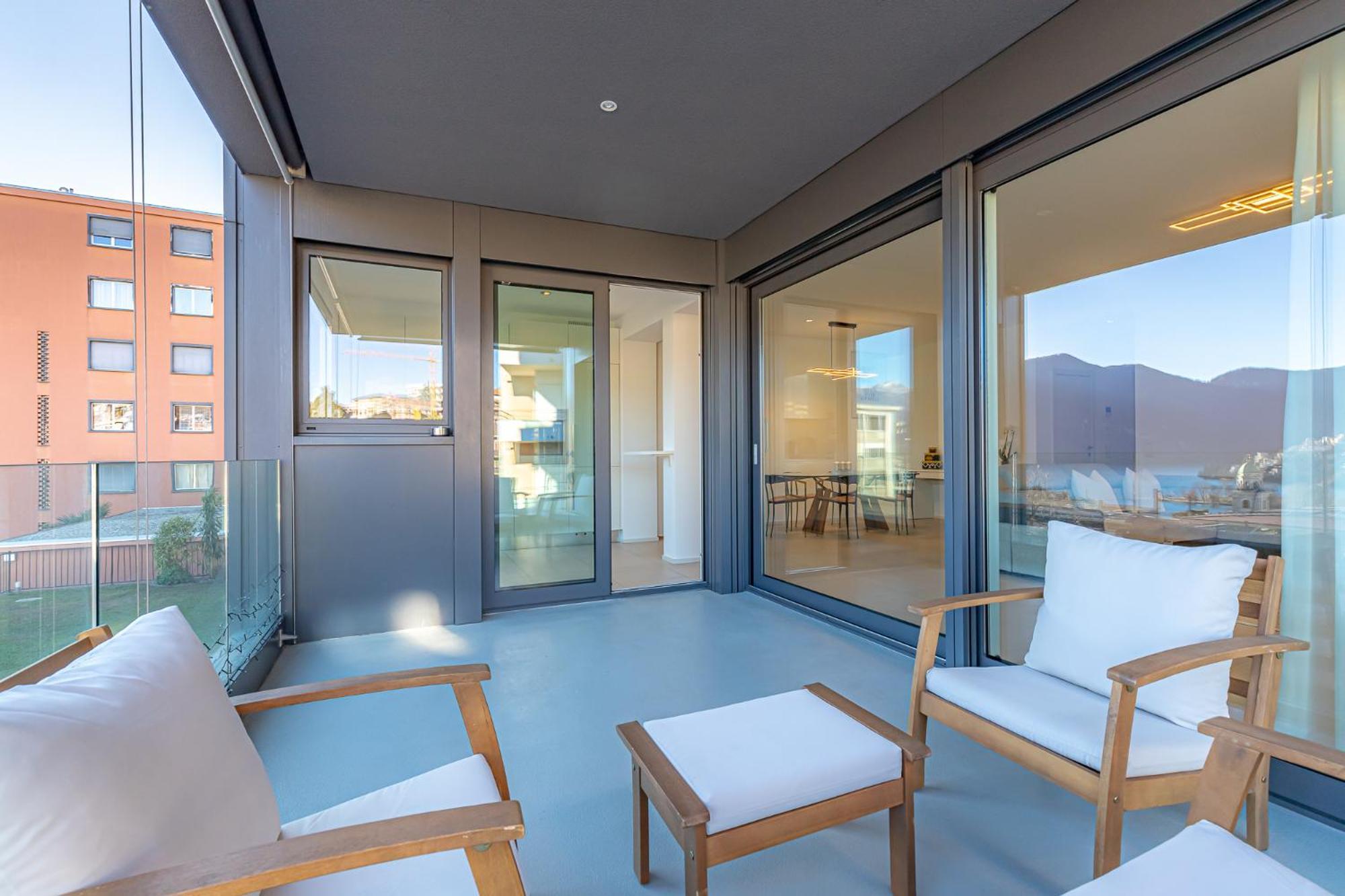 Imperial Of Lugano 3 With A Lake View Behind The Station And 10 Min From The Lake Of Lugano Exterior foto